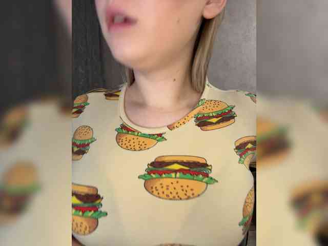 AlinaRay webcam