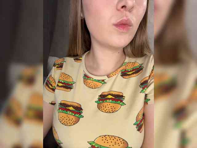 AlinaRay webcam
