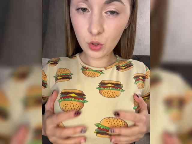 AlinaRay webcam