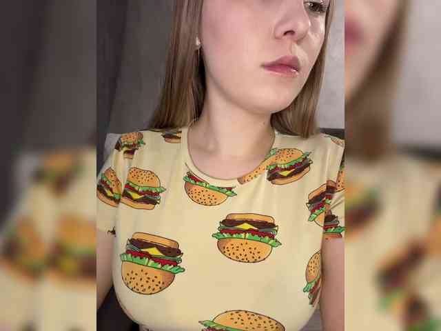 AlinaRay webcam