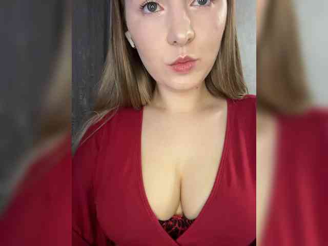 AlinaRay webcam