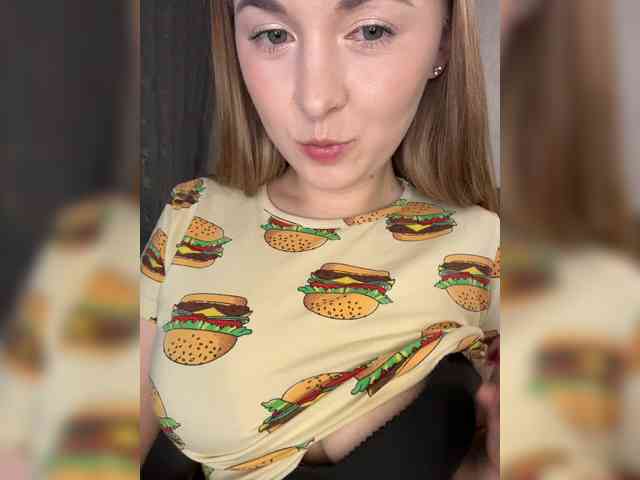 AlinaRay webcam