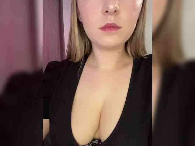 -Dirty-Bitch Sex Cam Show