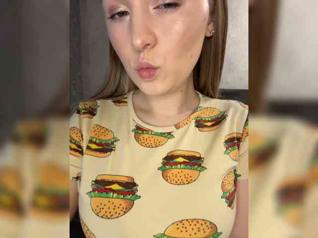 AlinaRay webcam