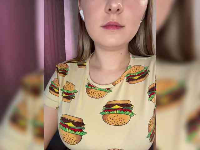 AlinaRay webcam
