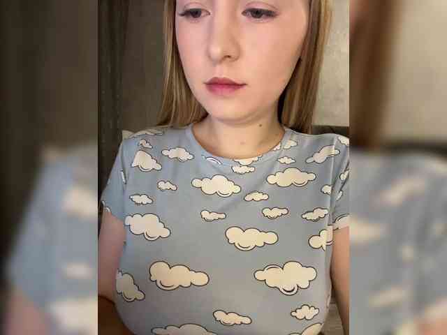 AlinaRay webcam