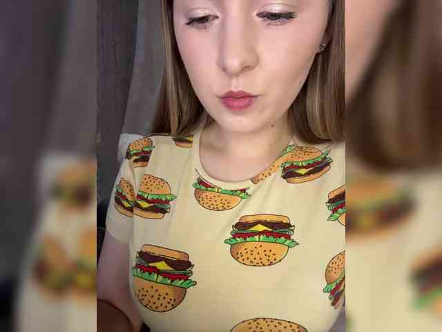 AlinaRay webcam