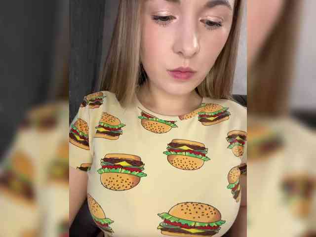 AlinaRay webcam