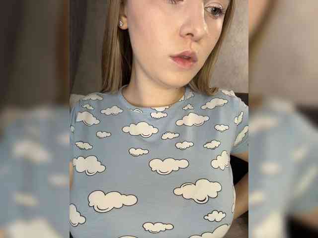 AlinaRay webcam