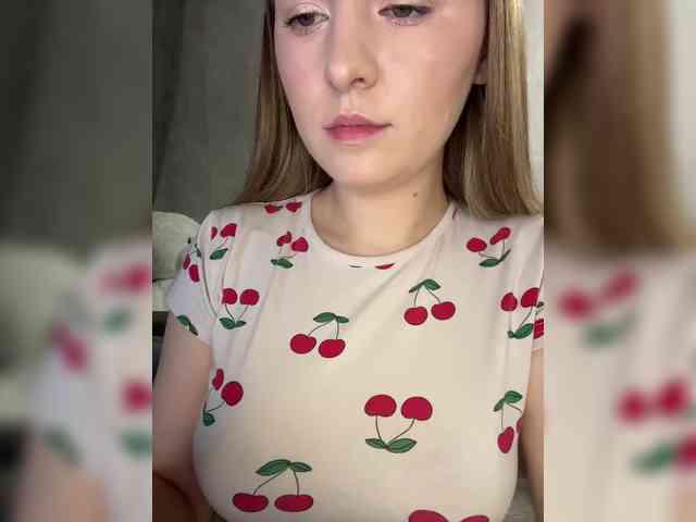 AlinaRay webcam