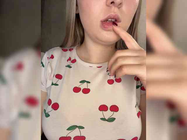 AlinaRay webcam