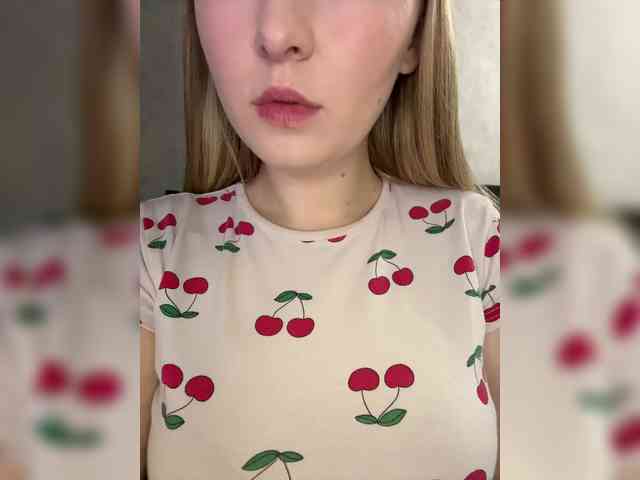 AlinaRay webcam