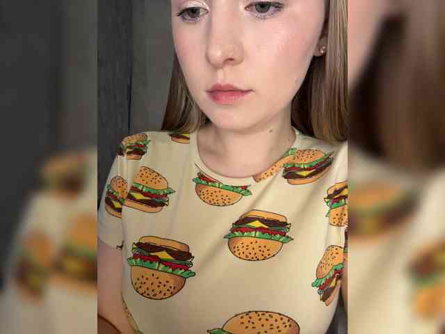 AlinaRay webcam