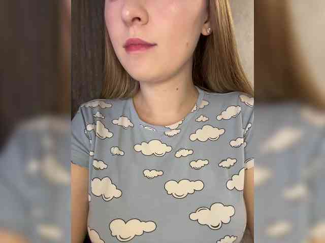 AlinaRay webcam