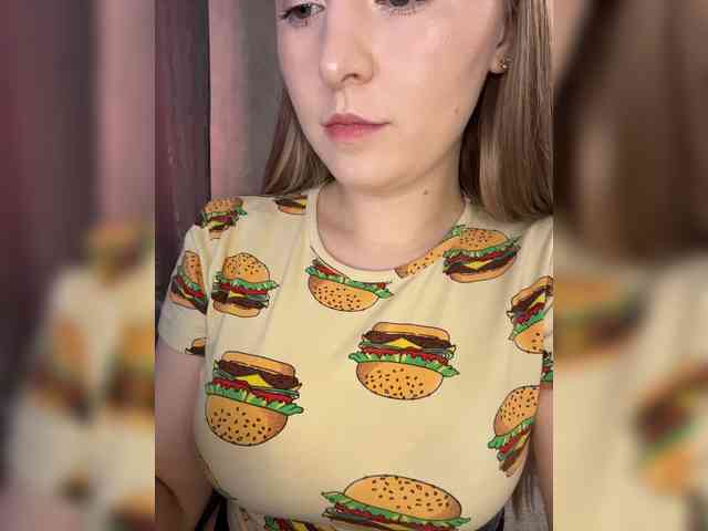 AlinaRay webcam