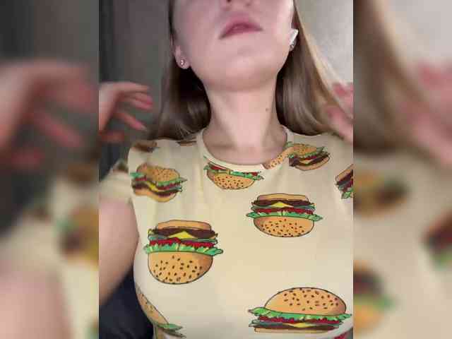 AlinaRay webcam