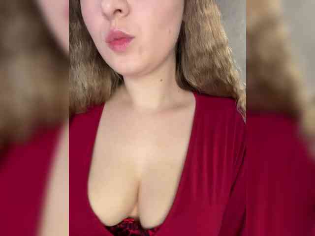 AlinaRay webcam