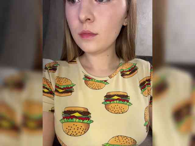 AlinaRay webcam
