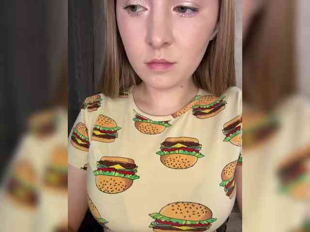 AlinaRay webcam