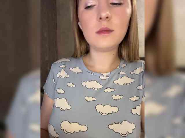 AlinaRay webcam