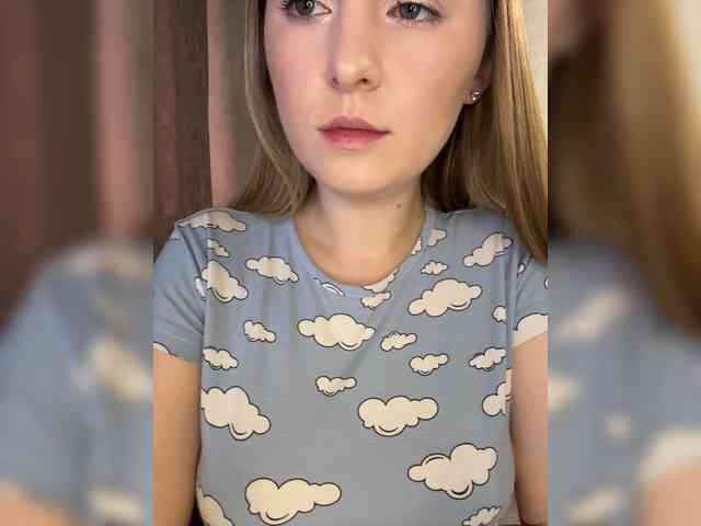 AlinaRay webcam