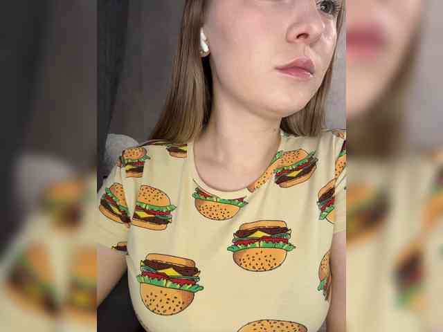 AlinaRay webcam