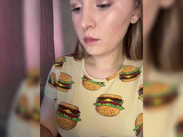 AlinaRay webcam