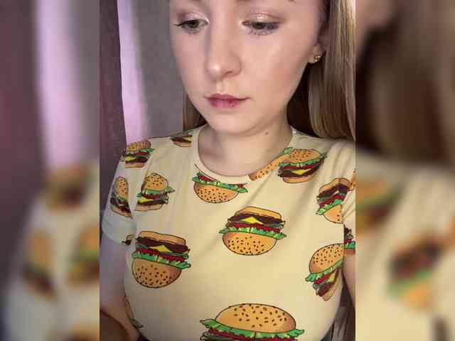 AlinaRay webcam