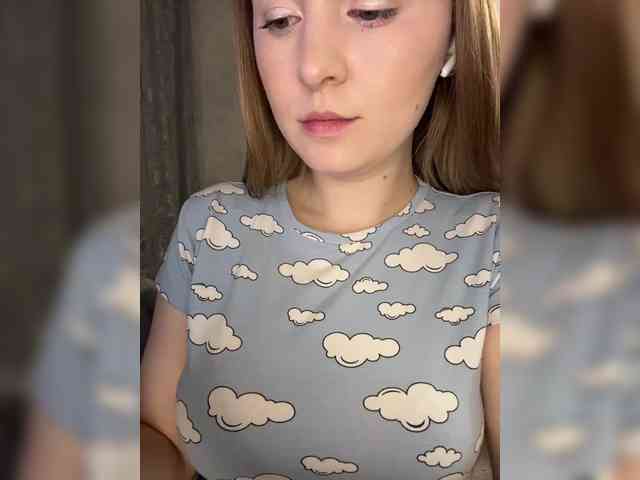 AlinaRay webcam