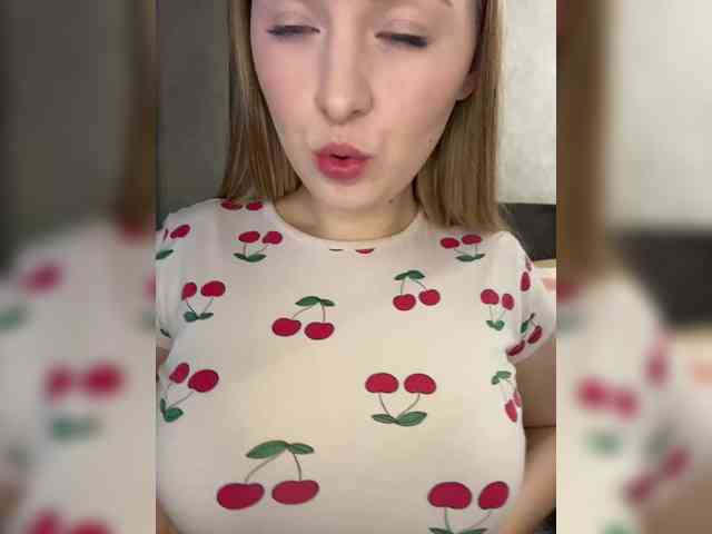 AlinaRay webcam