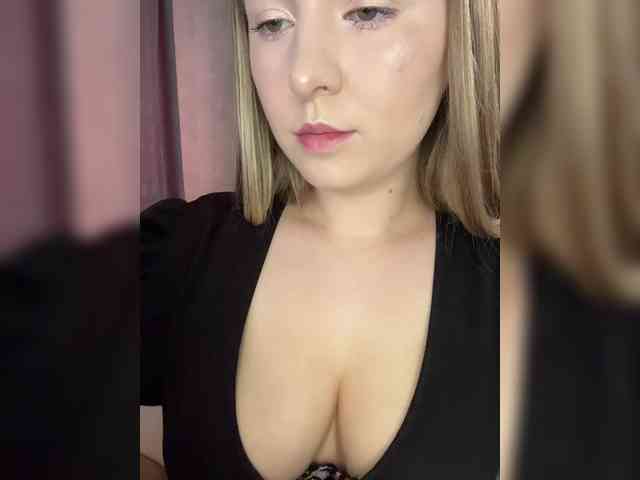-Dirty-Bitch Sex Cam Show