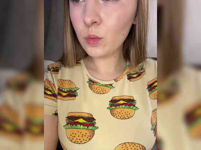 AlinaRay webcam
