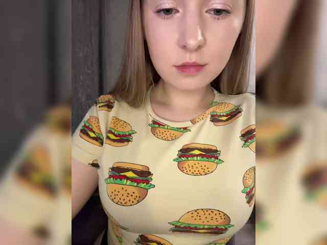 AlinaRay webcam