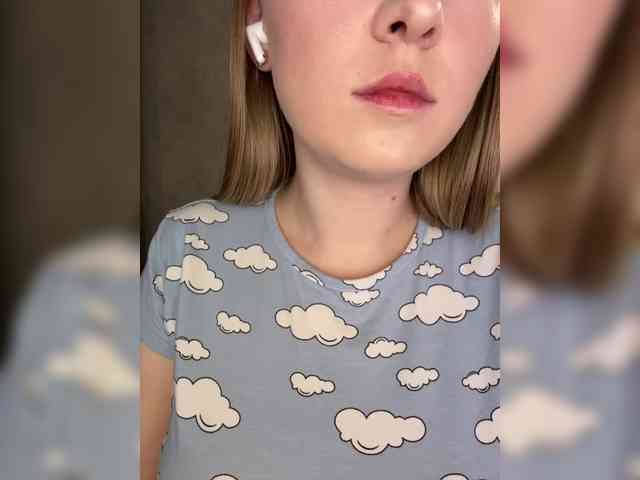 AlinaRay webcam