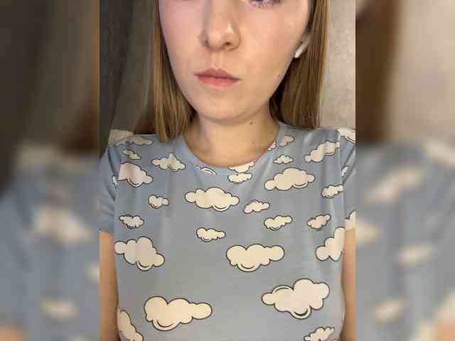 AlinaRay webcam