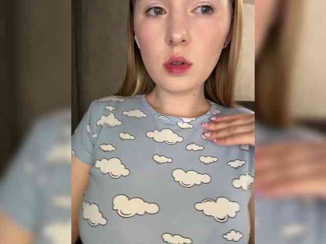 AlinaRay webcam