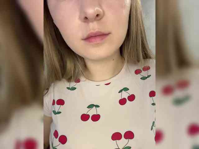 Модель: AlinaRay