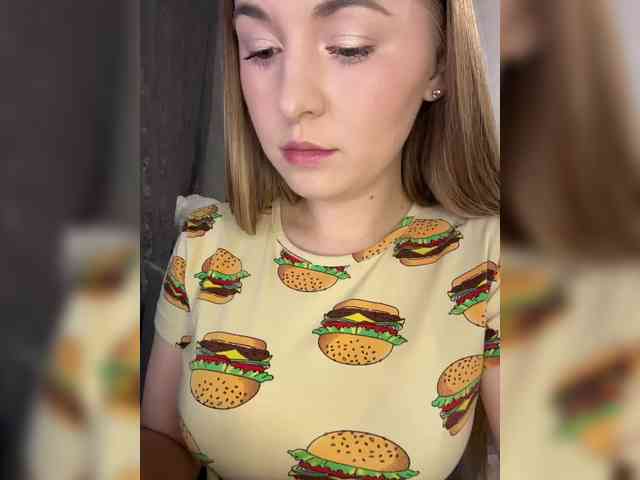 AlinaRay webcam