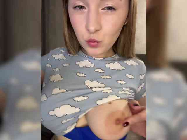 AlinaRay webcam