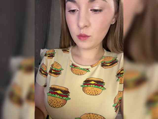 AlinaRay webcam