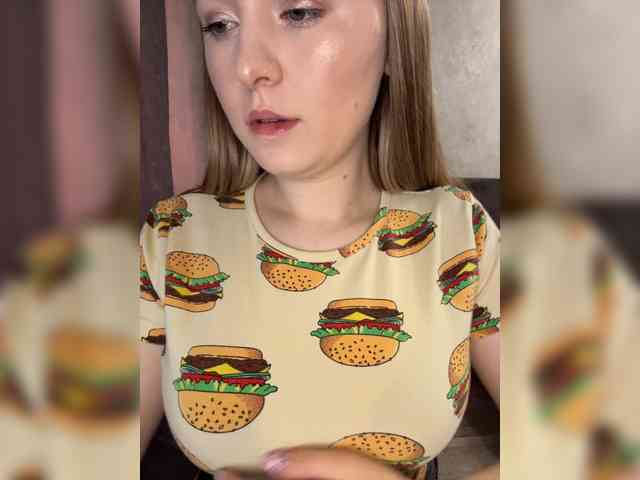 AlinaRay webcam
