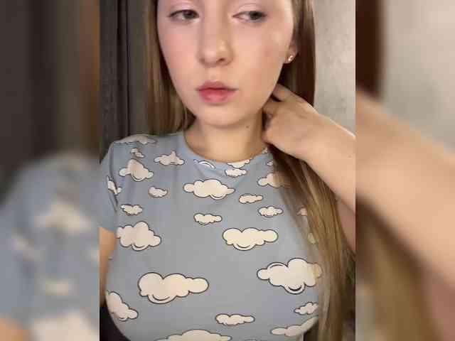 -Dirty-Bitch Sex Cam Show