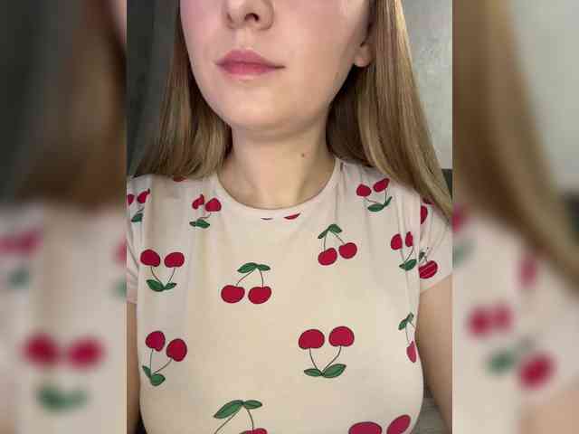 AlinaRay webcam
