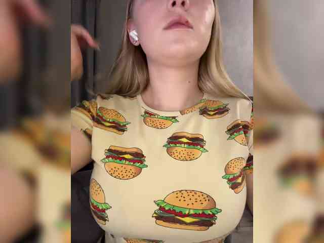 AlinaRay webcam