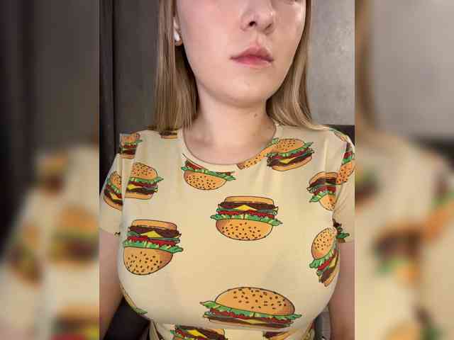 AlinaRay webcam