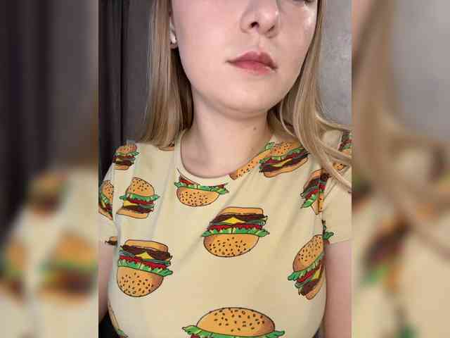 AlinaRay webcam