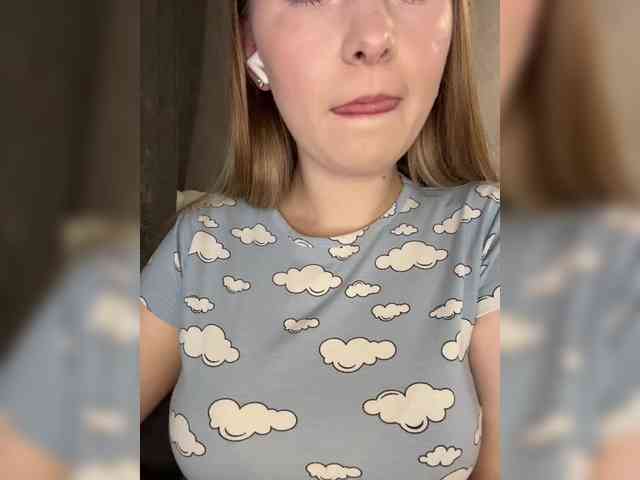 AlinaRay webcam