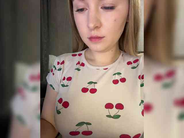 AlinaRay webcam