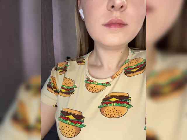 AlinaRay webcam