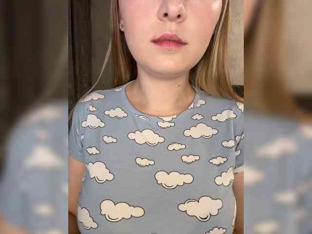 AlinaRay webcam